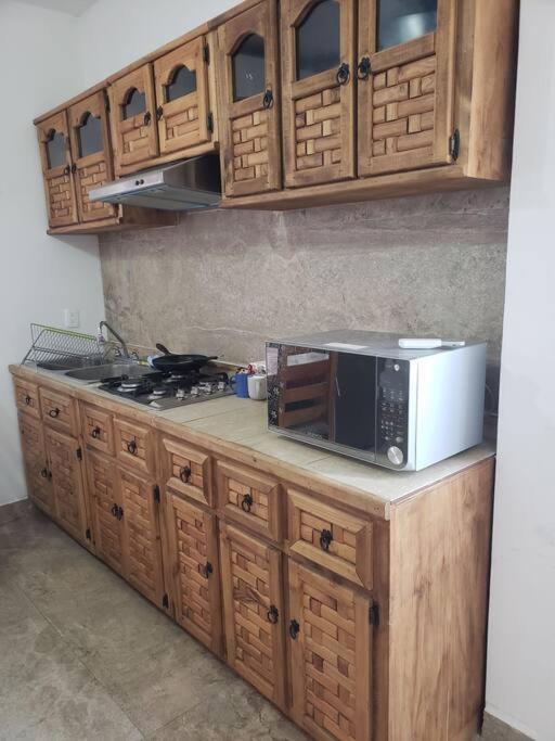 Petit Y Comodo Loft En La Ciudad. Monterrey Kültér fotó